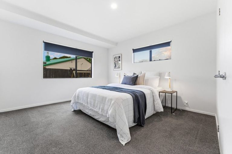 Photo of property in 1/99 Henderson Valley Road, Henderson, Auckland, 0612