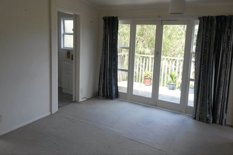 Photo of property in 3 Wiriana Place, Stanmore Bay, Whangaparaoa, 0932