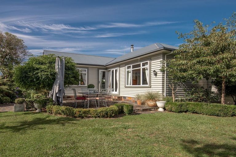 Photo of property in 22 Queen Street, Westport, 7825