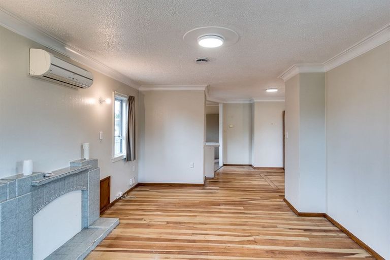 Photo of property in 27 Shackleton Street, Maraenui, Napier, 4110