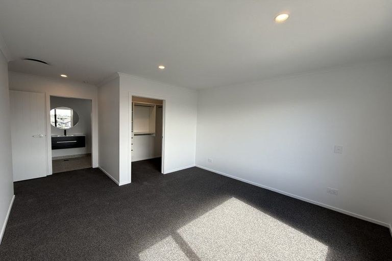 Photo of property in 21 Carronade Street, Papamoa Beach, Papamoa, 3118