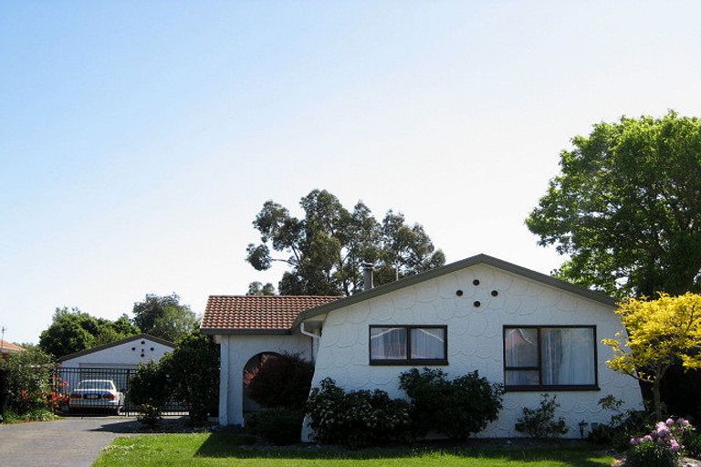 Photo of property in 53 Solomon Avenue, Redwood, Christchurch, 8051