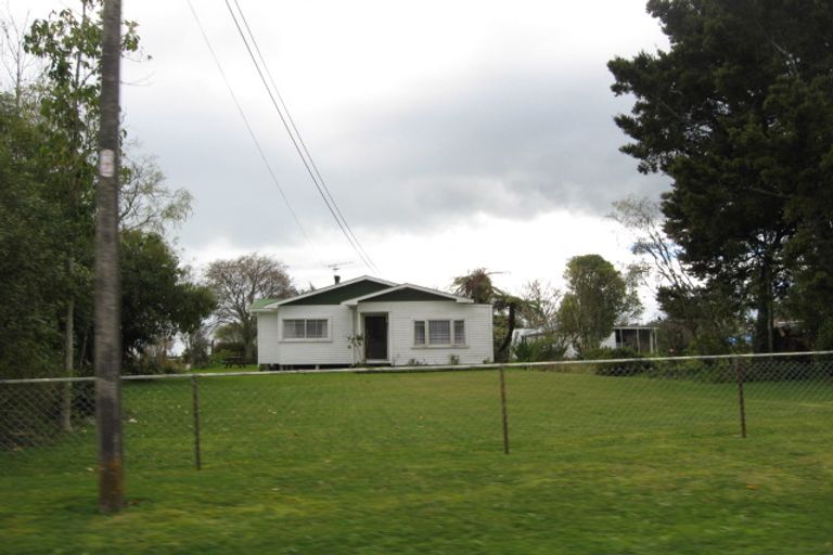 Photo of property in 17 Central Takaka Road, Takaka, 7183