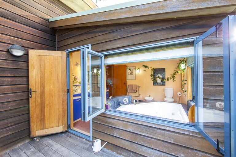 Photo of property in 679 Cove Road, Waipu, 0582