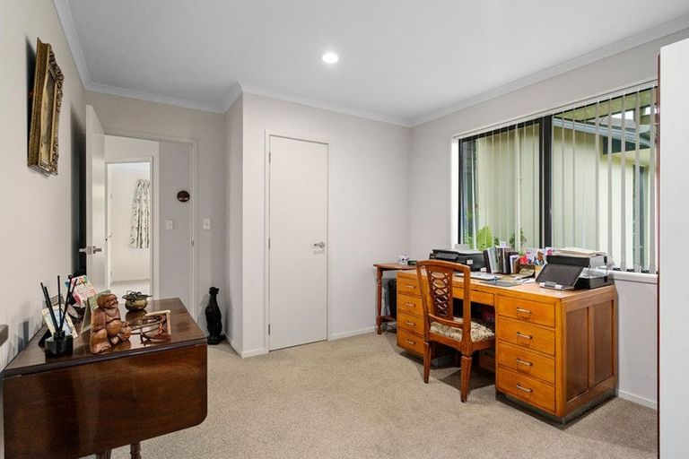 Photo of property in 12 Cotter Place, Cambridge, 3434