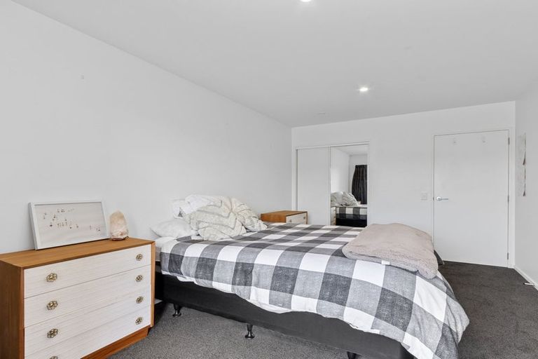 Photo of property in 2/49 Castletown Place, New Brighton, Christchurch, 8083
