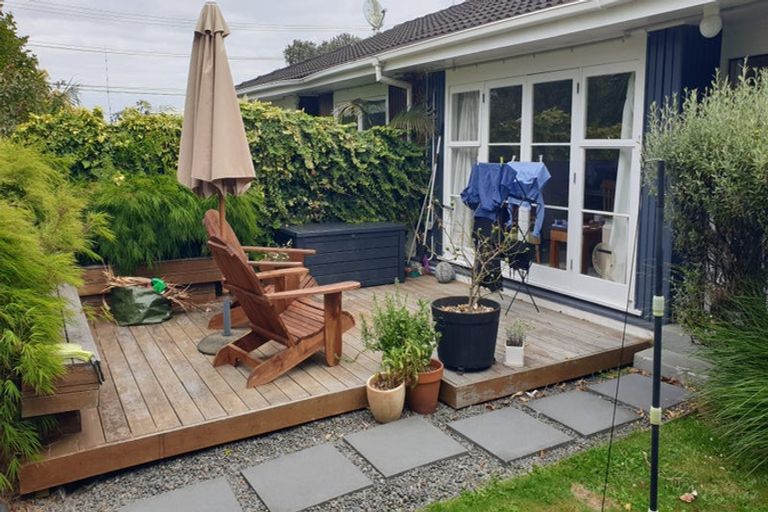 Photo of property in 2/54 Ngataringa Road, Devonport, Auckland, 0624