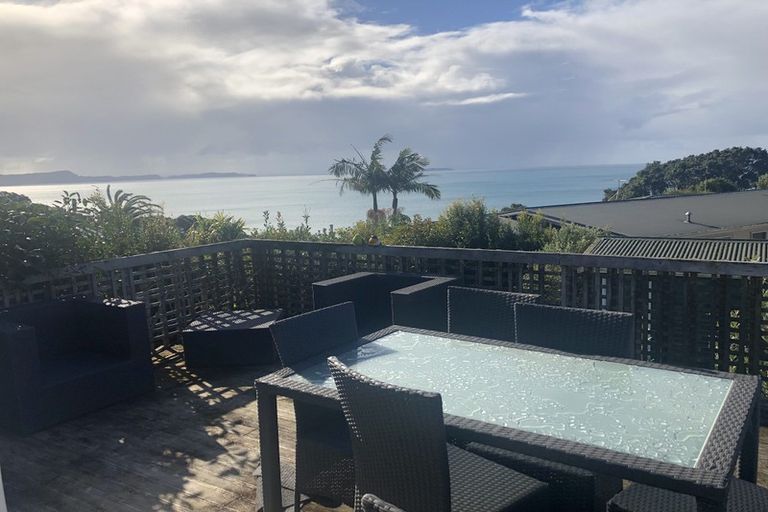 Photo of property in 2 Elgin Place, Red Beach, 0932