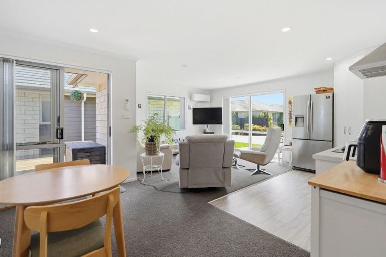 Photo of property in 42 Arrow Close, Papamoa, 3118