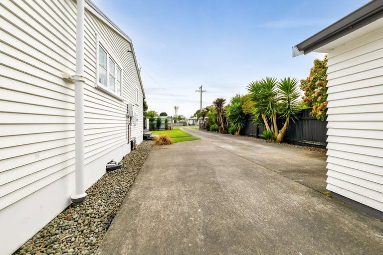 Photo of property in 28 Terou Street, Manaia, 4612
