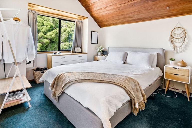 Photo of property in 131a Edmonton Road, Te Atatu South, Auckland, 0610