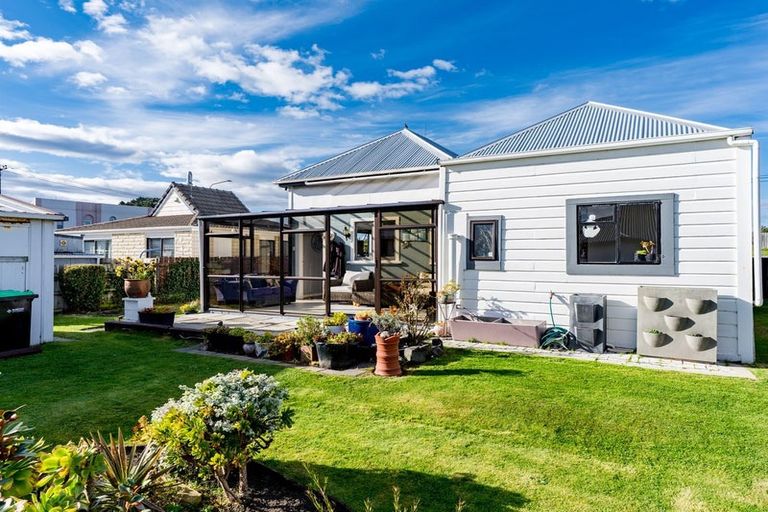 Photo of property in 140 Victoria Road, Saint Kilda, Dunedin, 9012