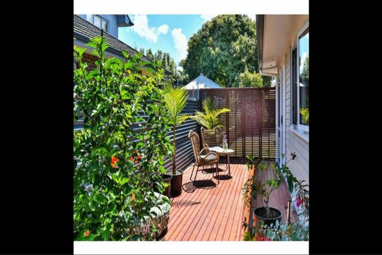 Photo of property in 35a Shortt Avenue, Mangere Bridge, Auckland, 2022