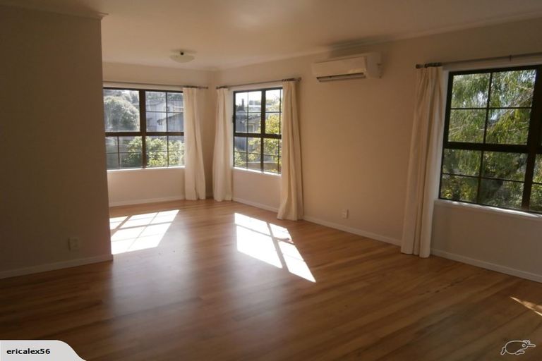 Photo of property in 54 Oaktree Avenue, Browns Bay, Auckland, 0630