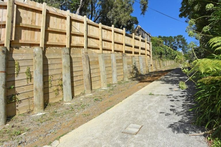 Photo of property in 18a Forest Road, Pinehaven, Upper Hutt, 5019