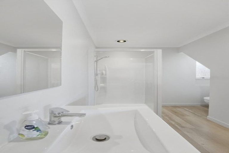 Photo of property in 9 Bronte Place, Whalers Gate, New Plymouth, 4310