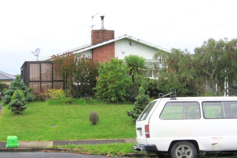 Photo of property in 88 Tiraumea Drive, Pakuranga, Auckland, 2010