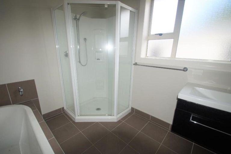 Photo of property in 17b Rochester Street, Linwood, Christchurch, 8062