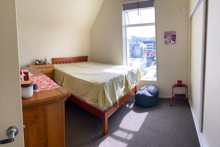 Photo of property in Victoria Villas, 41/35 Pirie Street, Mount Victoria, Wellington, 6011