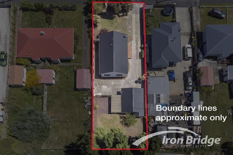 Photo of property in 21 Griffiths Avenue, Linwood, Christchurch, 8062