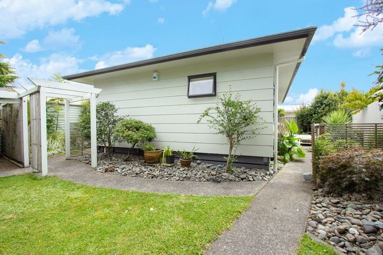 Photo of property in 2 Corinth Place, Sunnybrook, Rotorua, 3015
