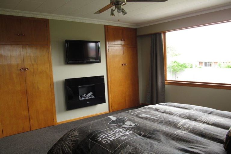 Photo of property in 2 Chapple Street, Alexandra, 9320