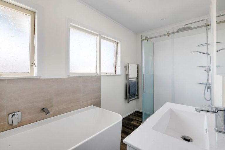 Photo of property in 12 Pelorus Street, Glenview, Hamilton, 3206