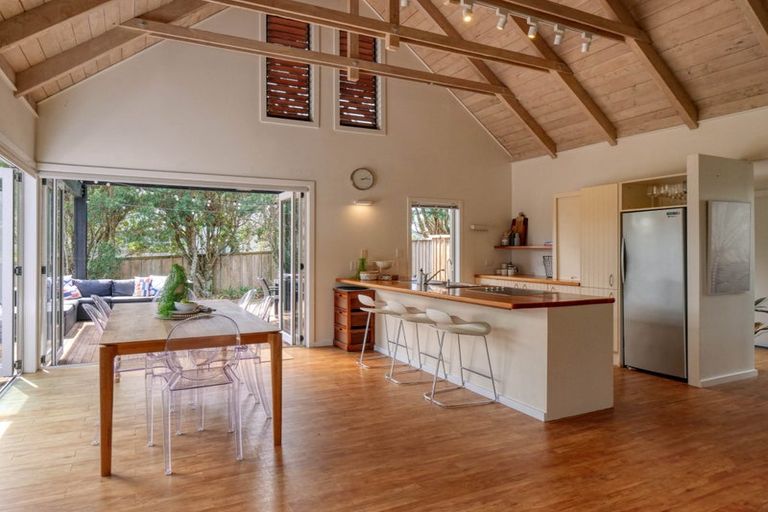 Photo of property in 185 Omaha Drive, Omaha, 0986