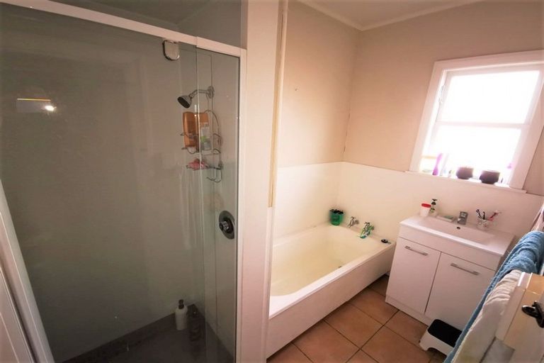 Photo of property in 15 Thyra Street, Dannevirke, 4930