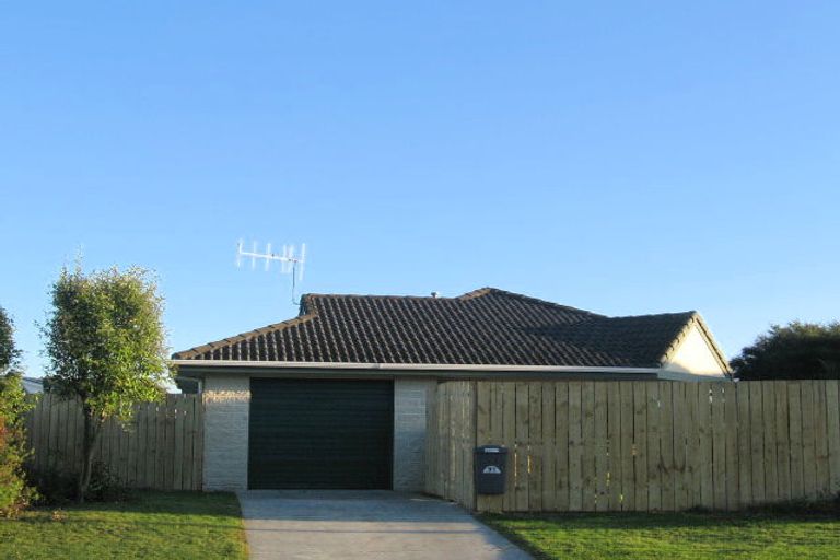 Photo of property in 91 Langdale Avenue, Paraparaumu, 5032