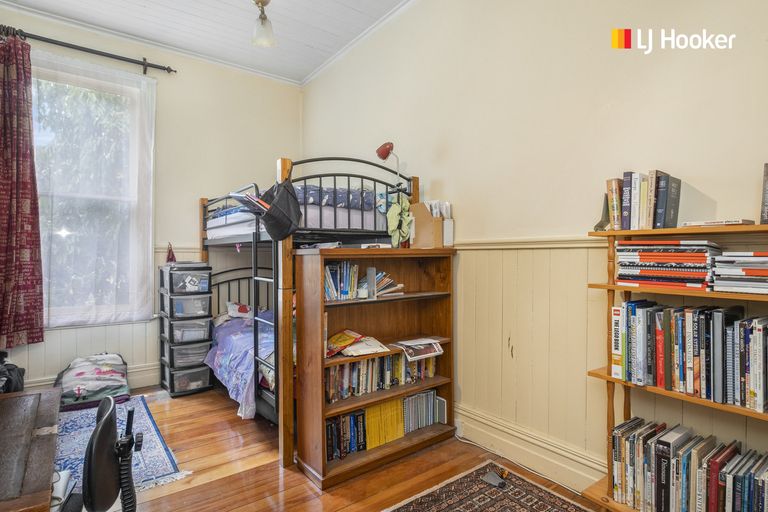 Photo of property in 56 Maori Road, Dunedin Central, Dunedin, 9016