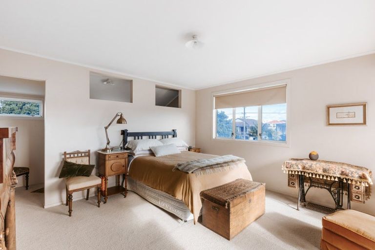 Photo of property in 5 Muricata Avenue, Mount Maunganui, 3116