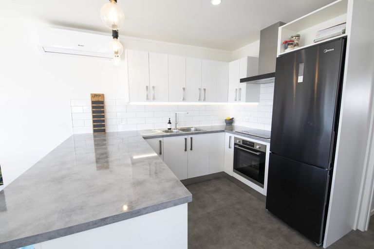 Photo of property in 23 Hinton Road, Taradale, Napier, 4112