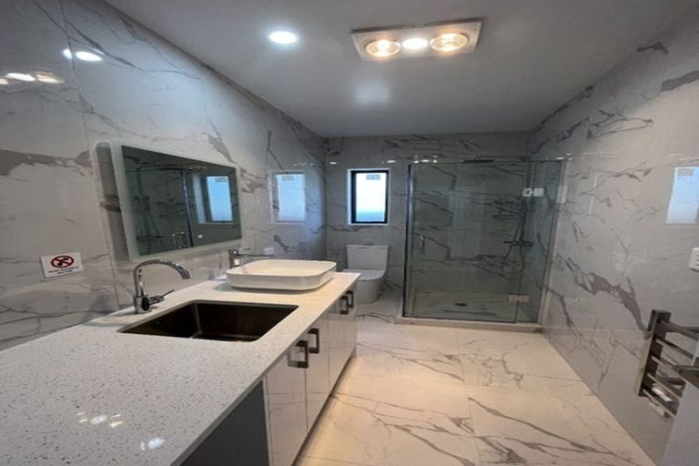 Photo of property in 21 Seddon Avenue, Papatoetoe, Auckland, 2104