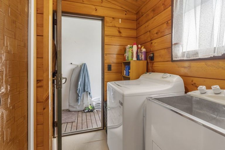 Photo of property in 3 Tasman Road, Otaki Beach, Otaki, 5512