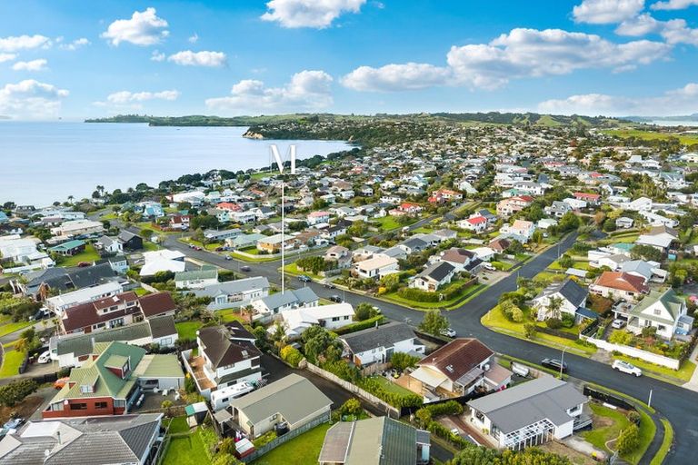 Photo of property in 16 Tamatea Drive, Snells Beach, 0920