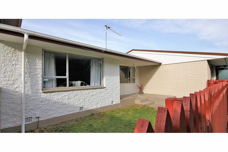Photo of property in 2/738 Ferry Road, Woolston, Christchurch, 8023
