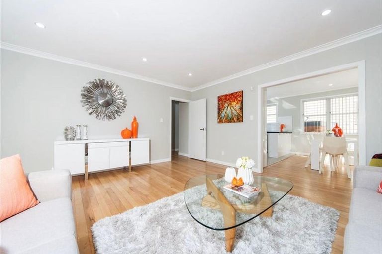 Photo of property in 4 Kelkirk Street, Kelston, Auckland, 0602