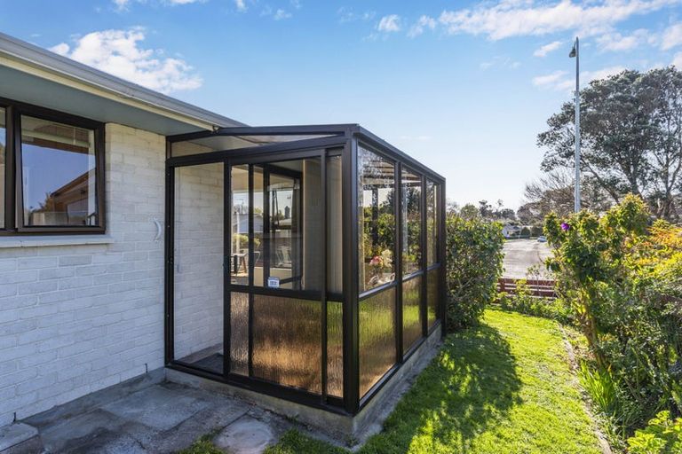 Photo of property in 16a Awatea Avenue, Paraparaumu, 5032