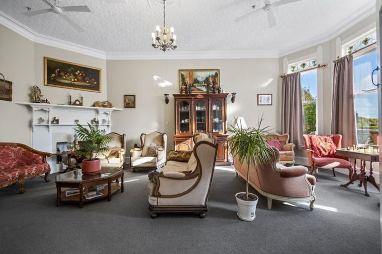 Photo of property in 170a High Street, Bulls, 4818