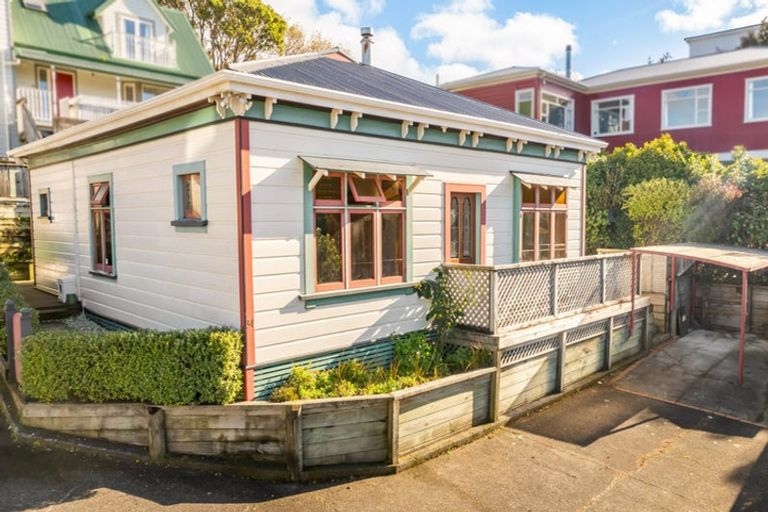 Photo of property in 34 Jefferson Street, Brooklyn, Wellington, 6021