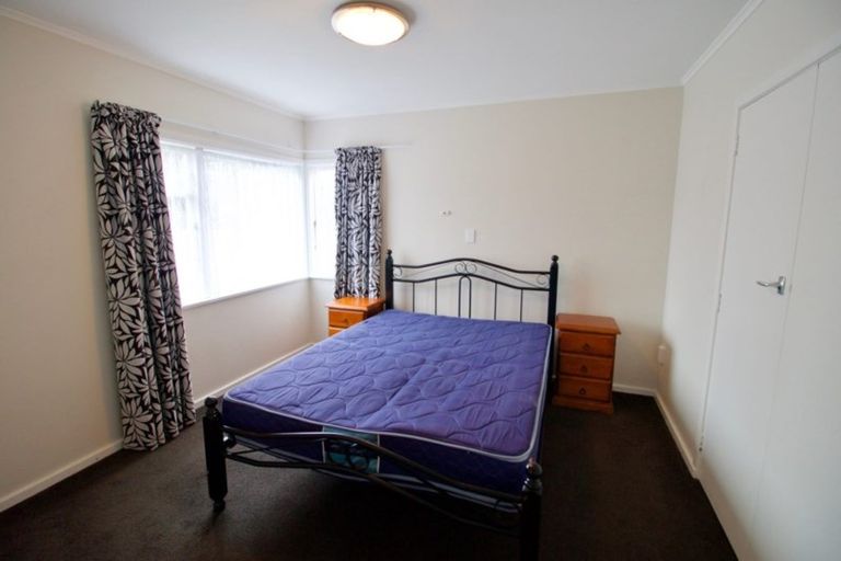 Photo of property in 950 High Street, Avalon, Lower Hutt, 5011
