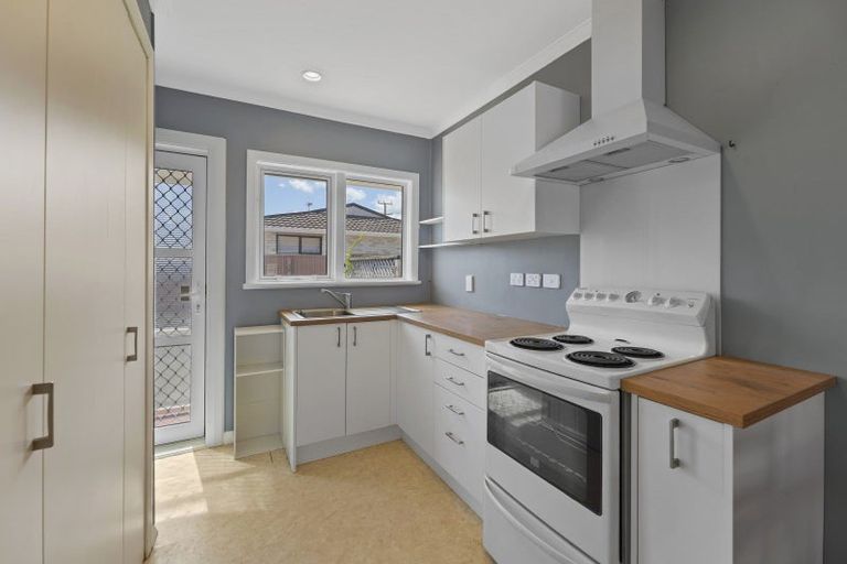 Photo of property in 2 Lane Street, Wallaceville, Upper Hutt, 5018