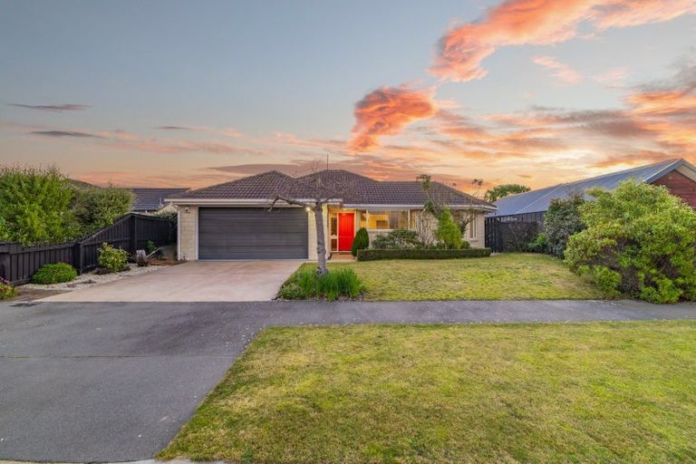 Photo of property in 31 Rue De La Mare, Parklands, Christchurch, 8083