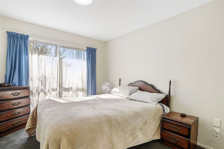 Photo of property in 48 Marriotts Road, North New Brighton, Christchurch, 8083