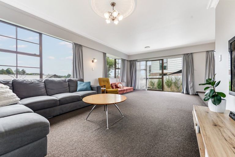 Photo of property in 127 Amanda Avenue, Dinsdale, Hamilton, 3204