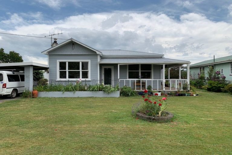 Photo of property in 47 Charlotte Street, Takapau, 4203