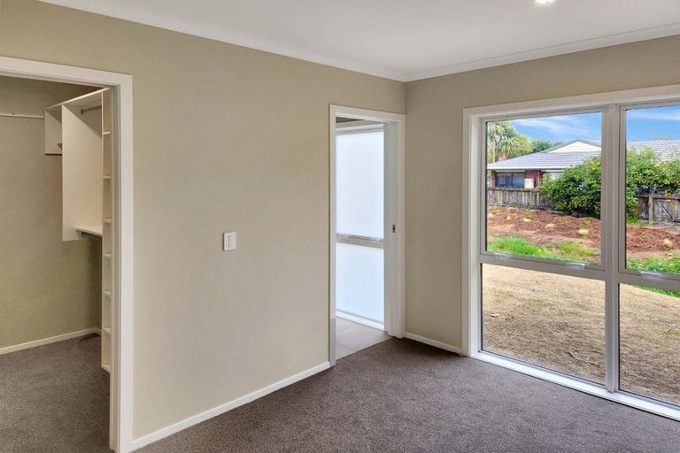 Photo of property in 5 Rotoiti Place, Paraparaumu, 5032