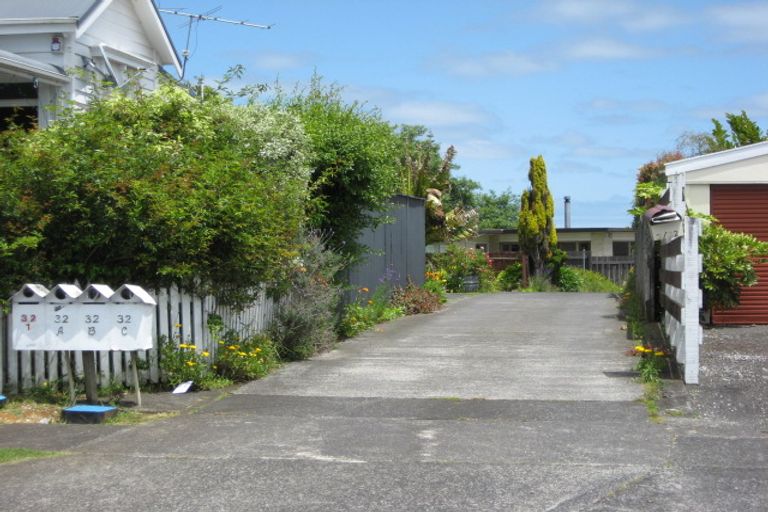 Photo of property in 32c Prospect Terrace, Pukekohe, 2120