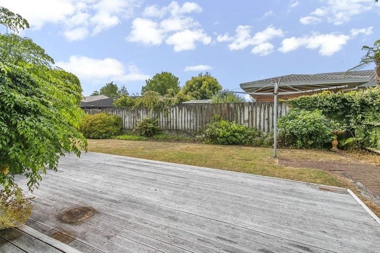 Photo of property in 3 Maurice Borich Place, Henderson, Auckland, 0610
